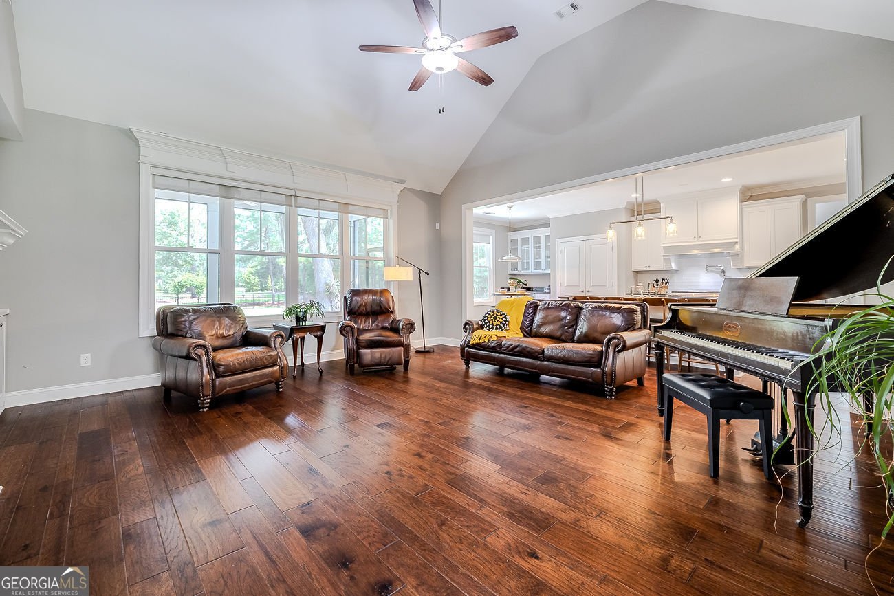 860 Saint Catherine Circle Richmond Hill - 11