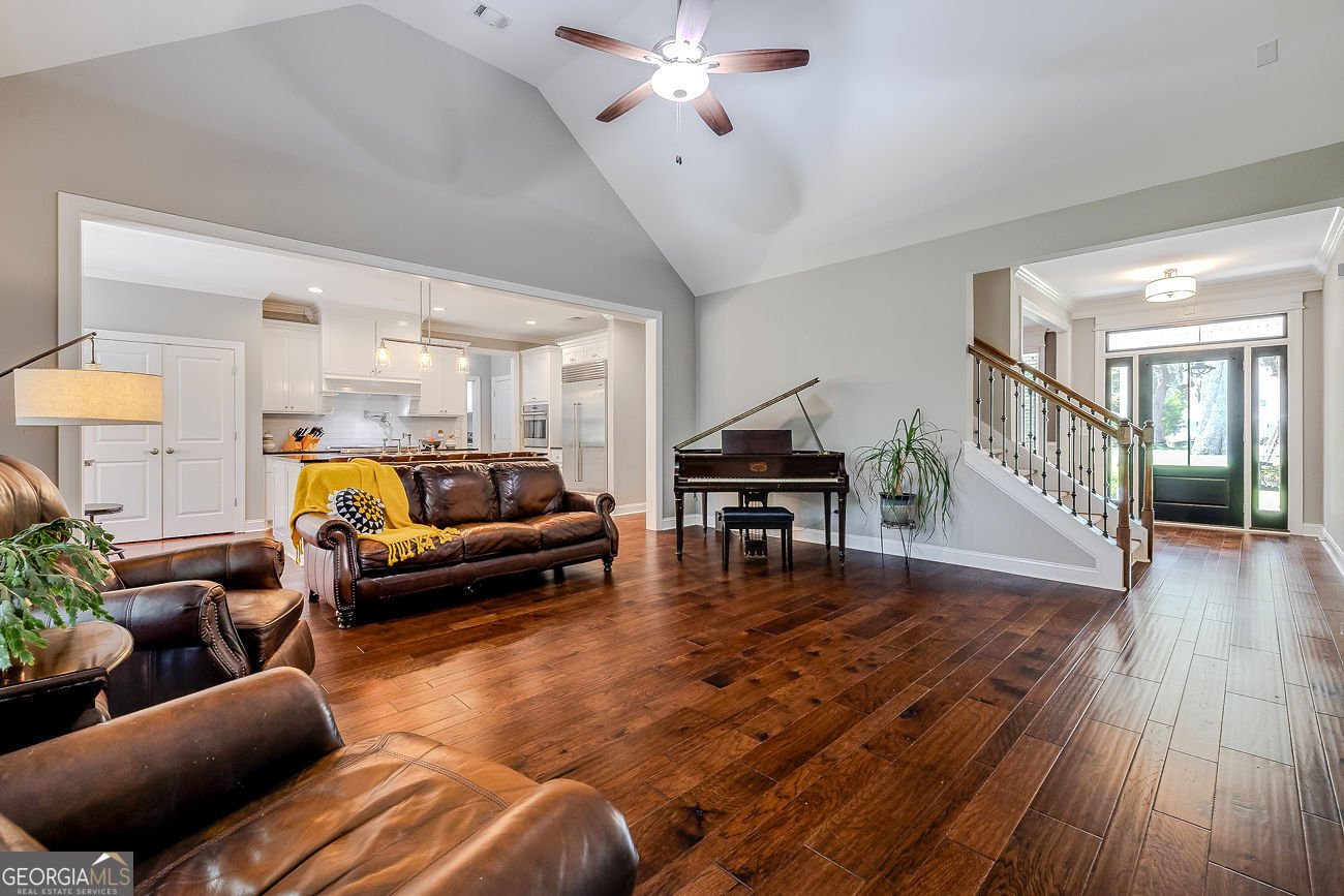 860 Saint Catherine Circle Richmond Hill - 12