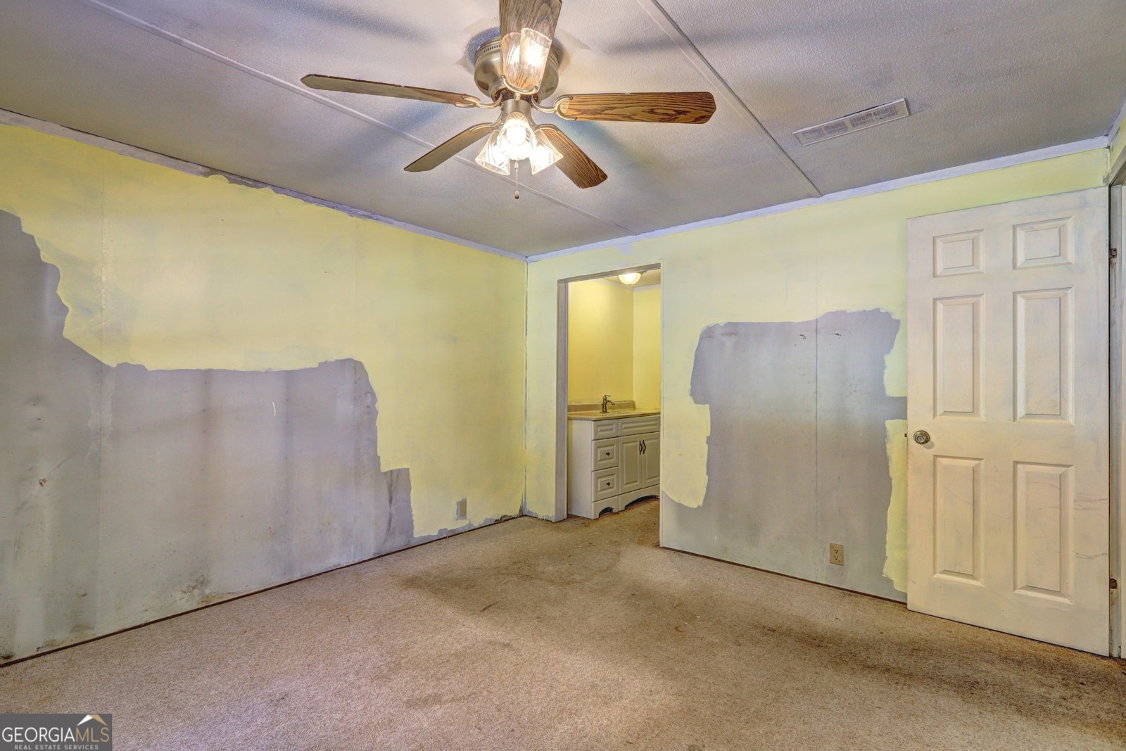231 Norfolk Drive Hampton - 2