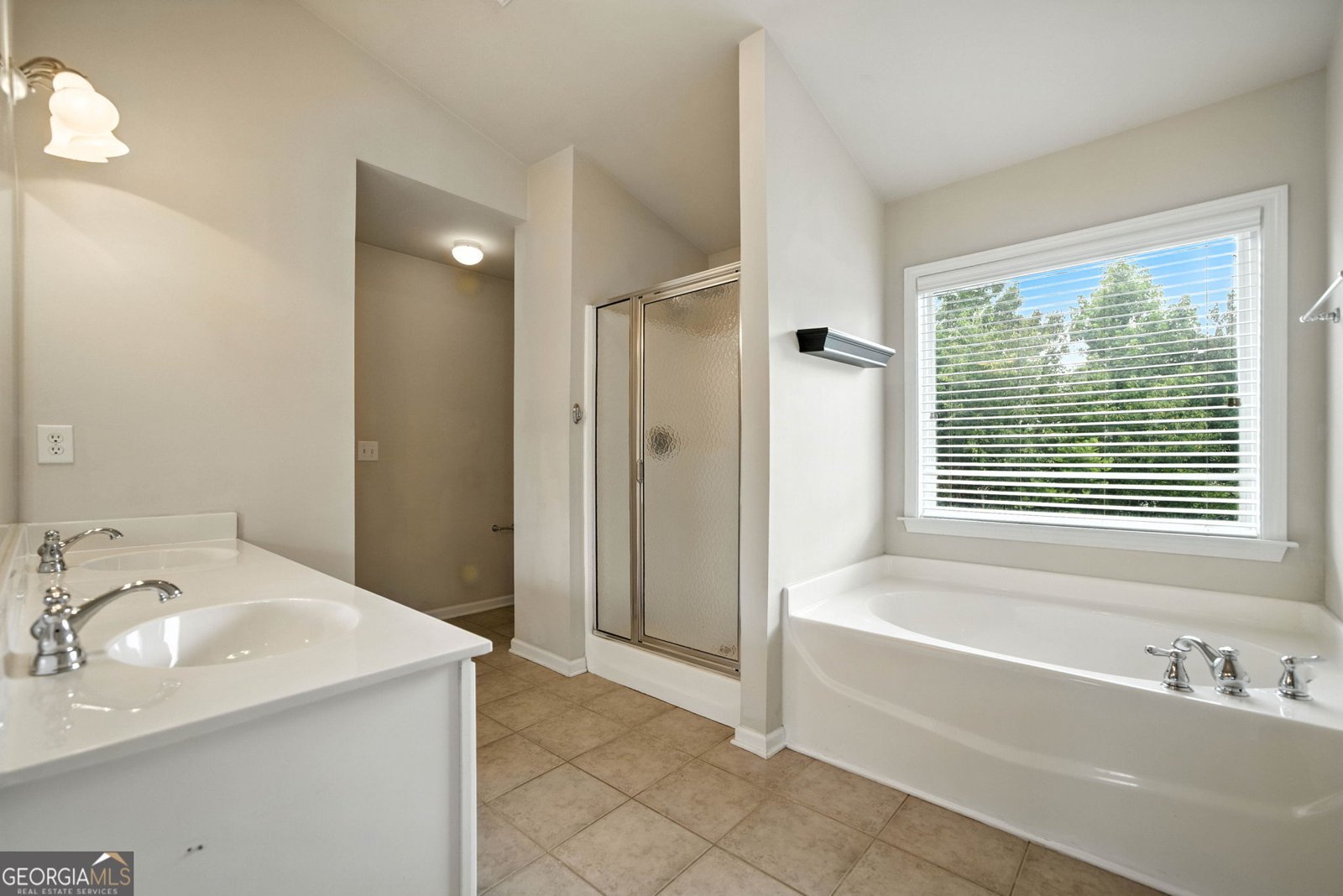 5525 Fieldfreen Drive Cumming - 18