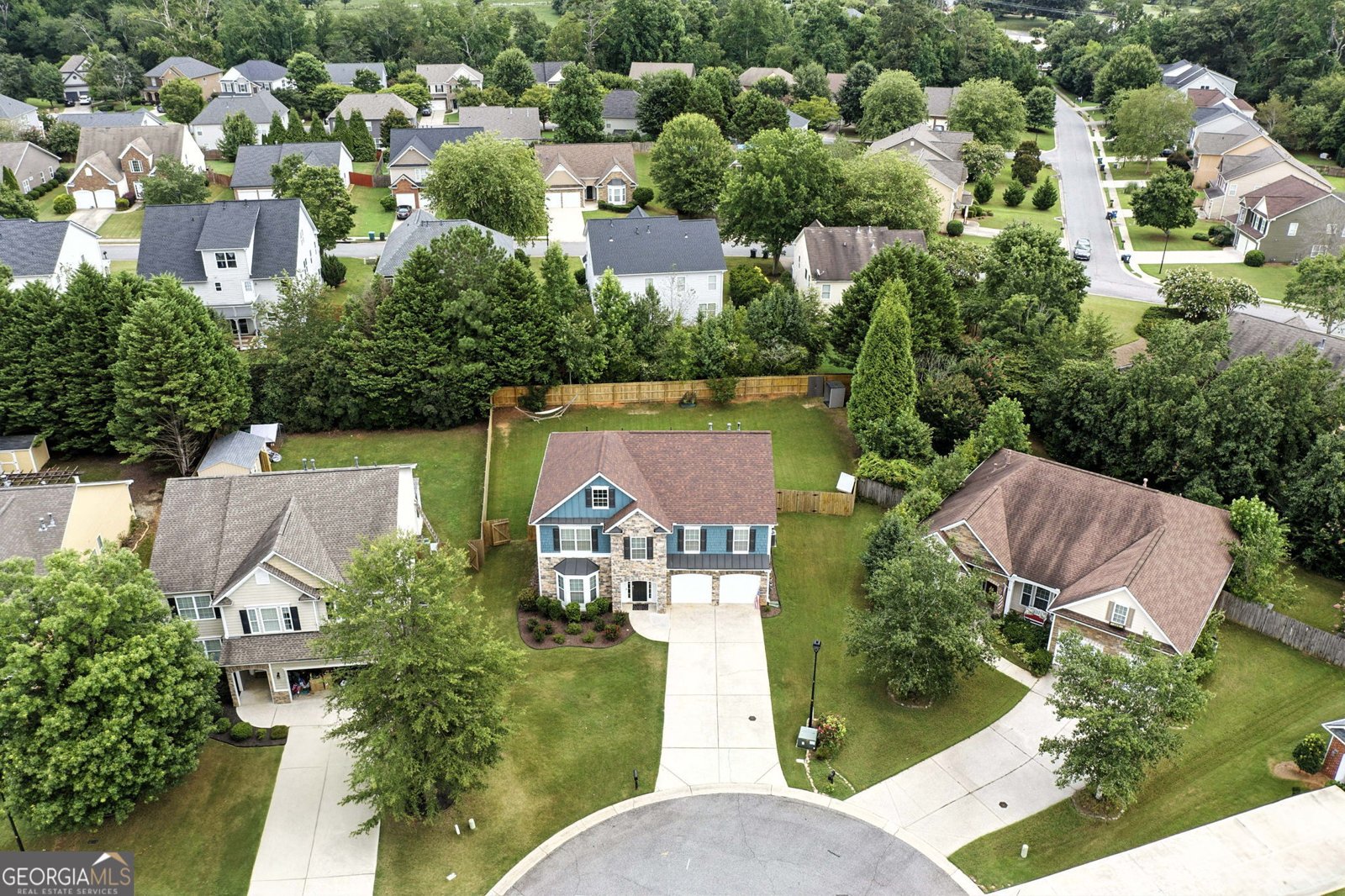 5525 Fieldfreen Drive Cumming - 2
