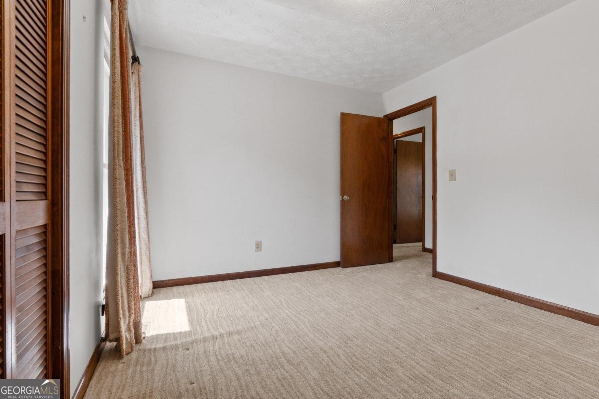 591 Sunset Ridge Drive Lithia Springs - 23