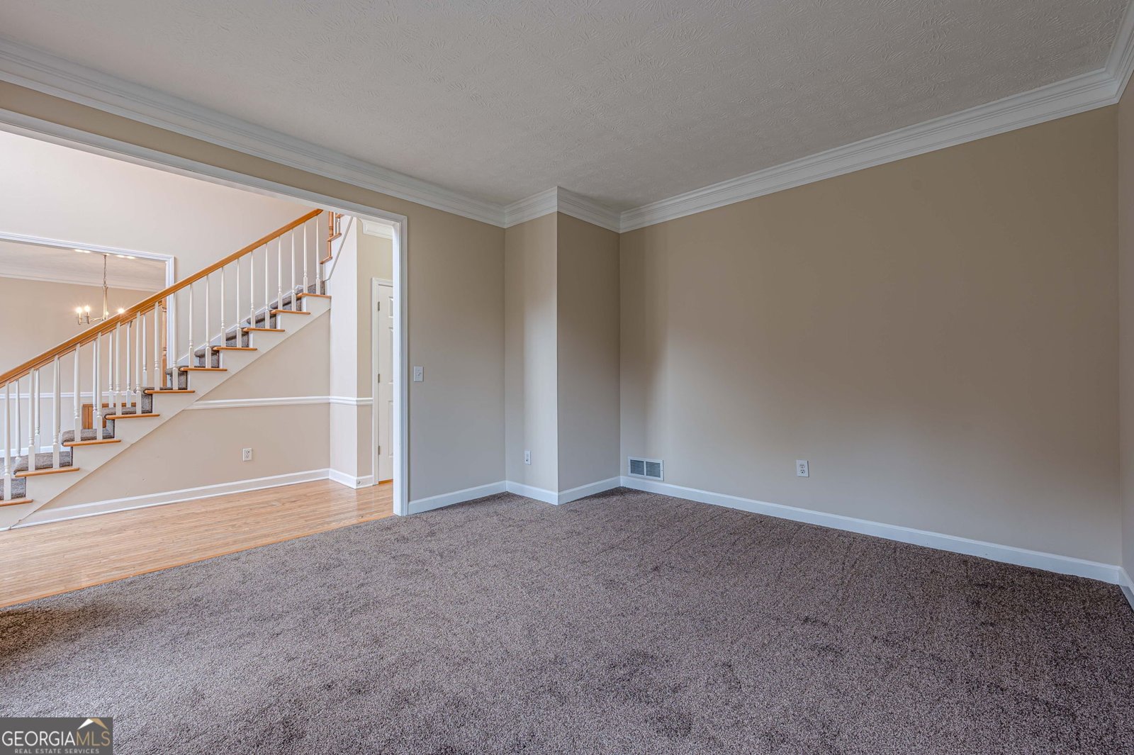 1001 Ashfern Walk Woodstock - 13