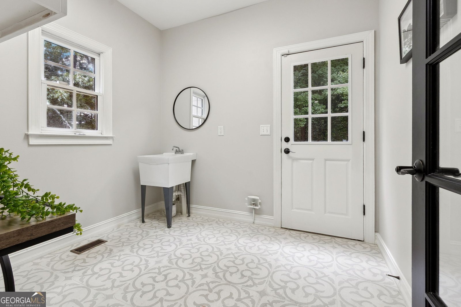 5105 Deerlake Drive Alpharetta - 19