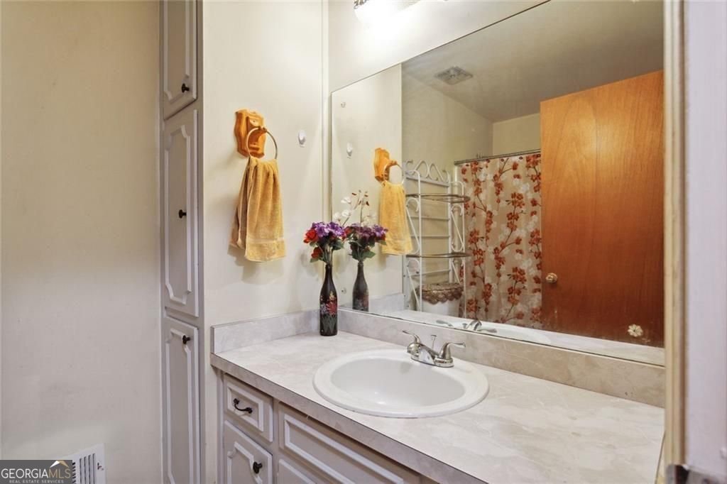 1387 John Robert Drive Morrow - 14