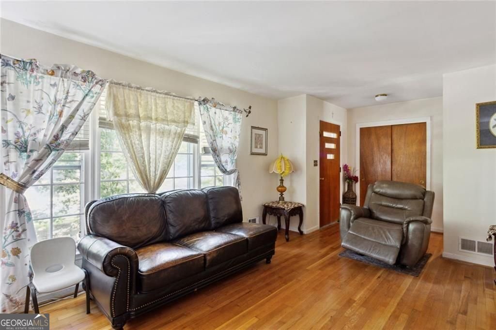 1387 John Robert Drive Morrow - 4