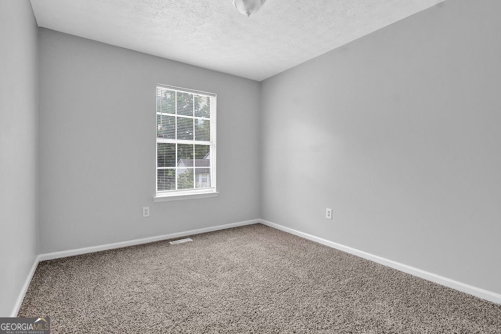 5598 Emerald Glen Stone Mountain - 18