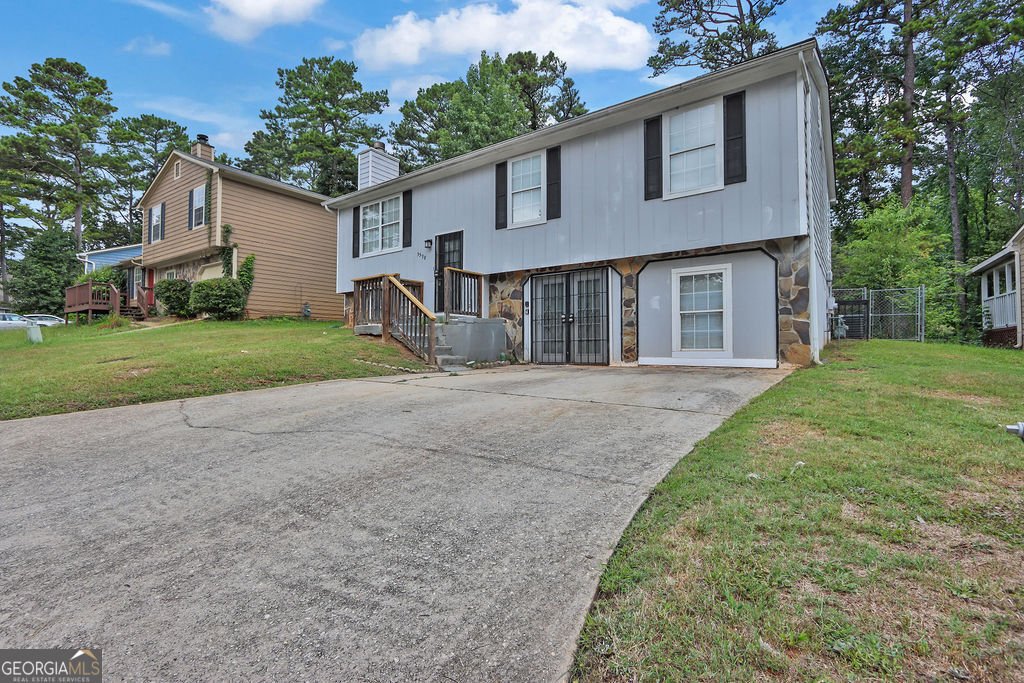 5598 Emerald Glen Stone Mountain - 2