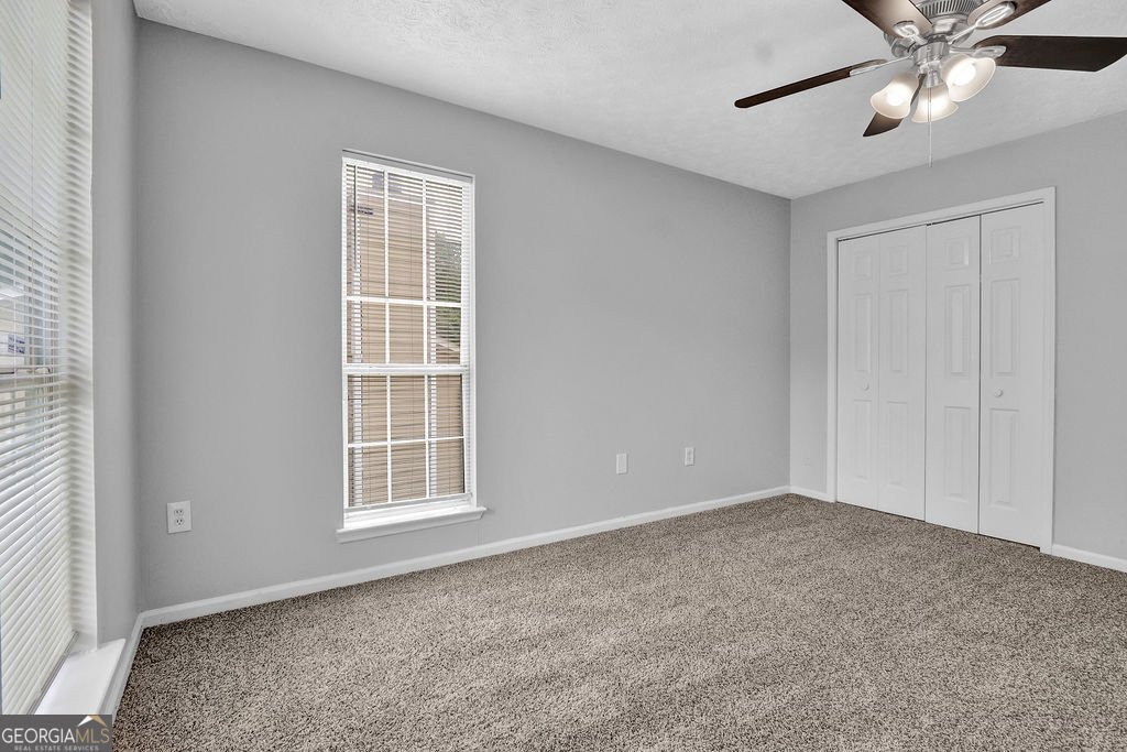 5598 Emerald Glen Stone Mountain - 22