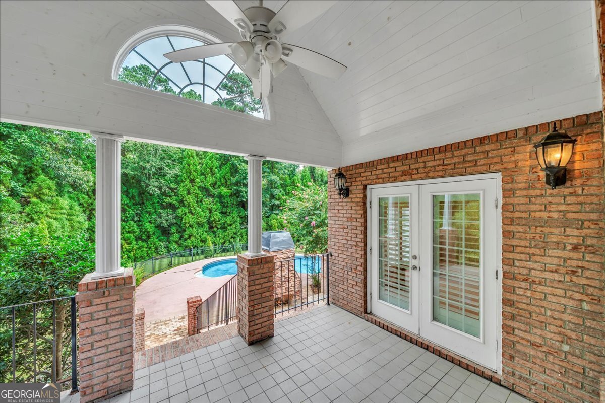 411 Creekside Drive Warner Robins - 40