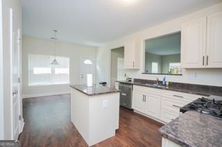 4925 LOCHERBY Fairburn - 17