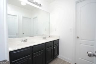4925 LOCHERBY Fairburn - 31