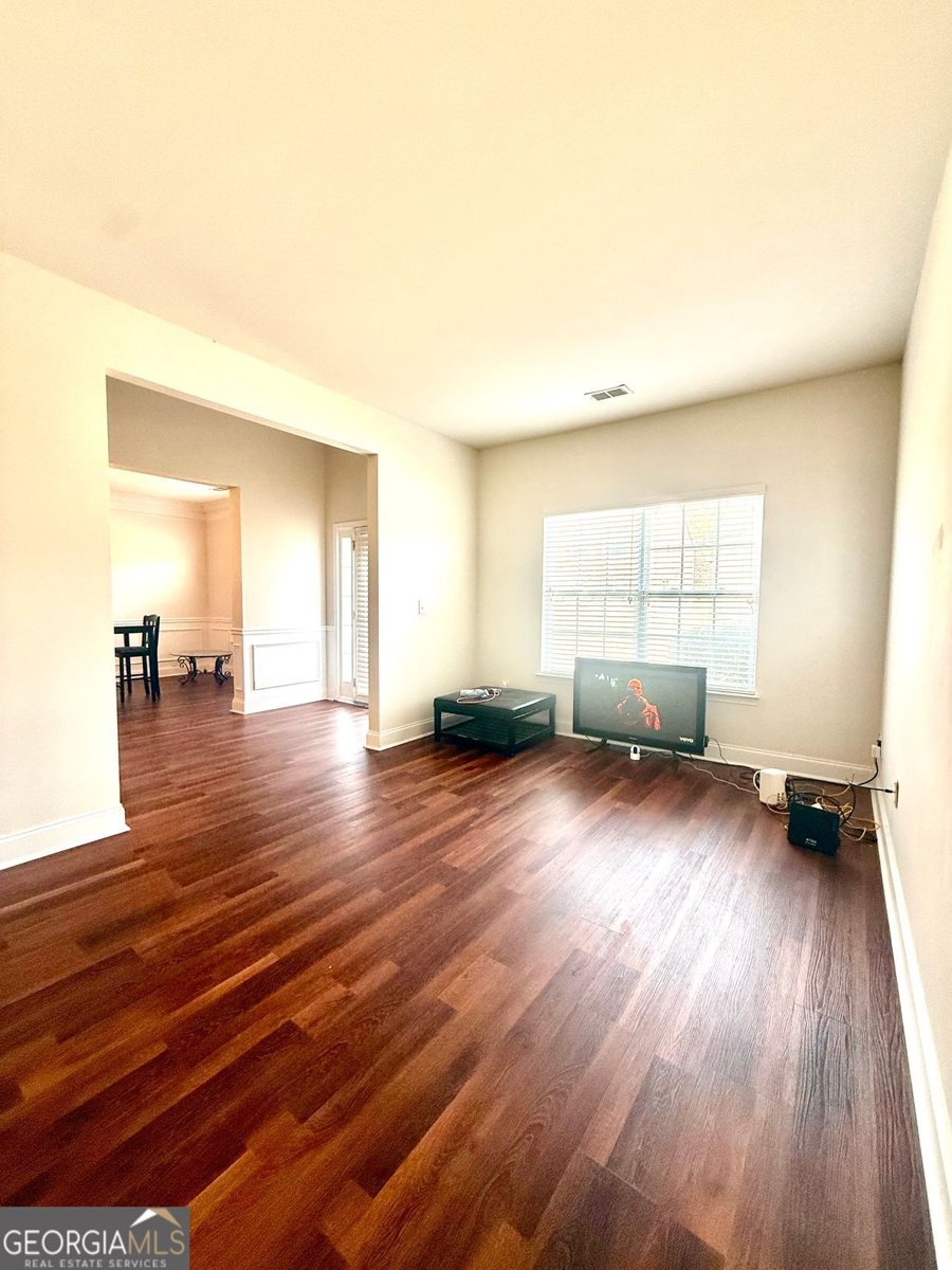 4925 LOCHERBY Drive Fairburn - 37