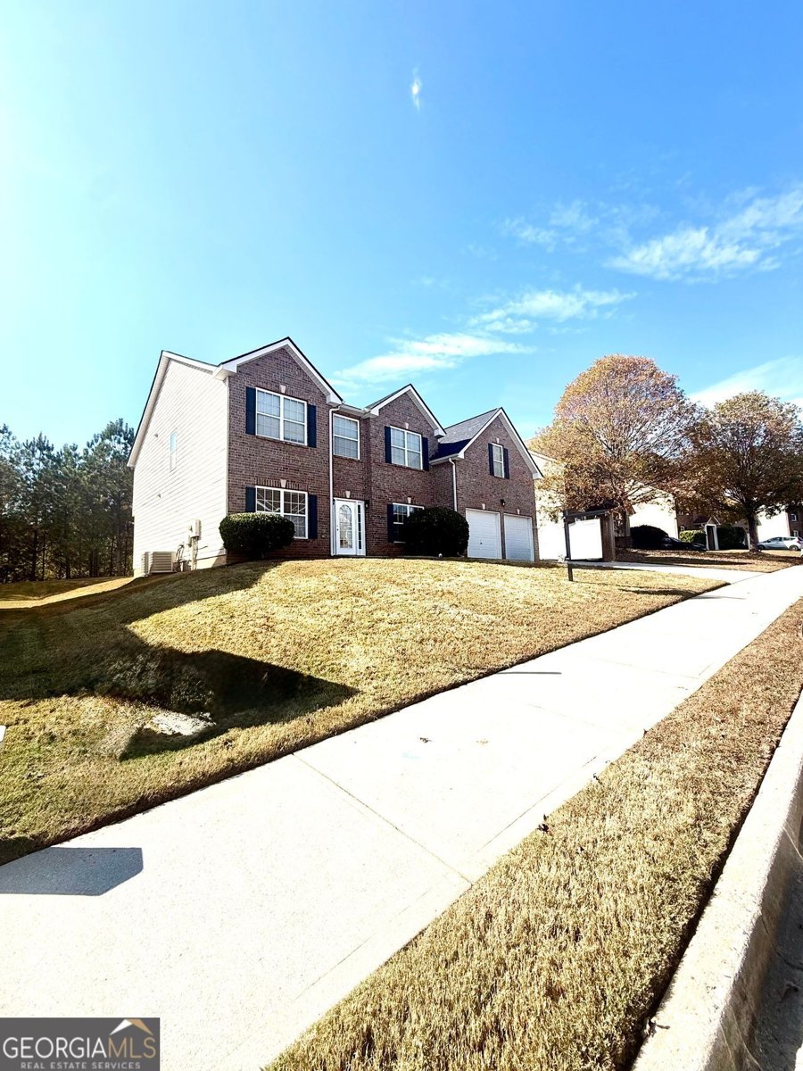 4925 LOCHERBY Drive Fairburn - 38