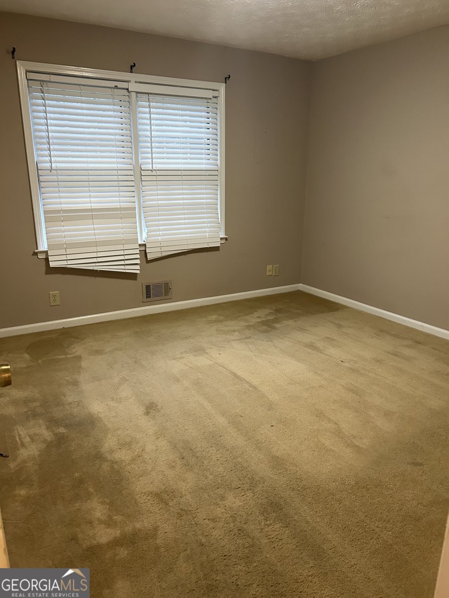 2851 Brackenwood Drive Snellville - 1