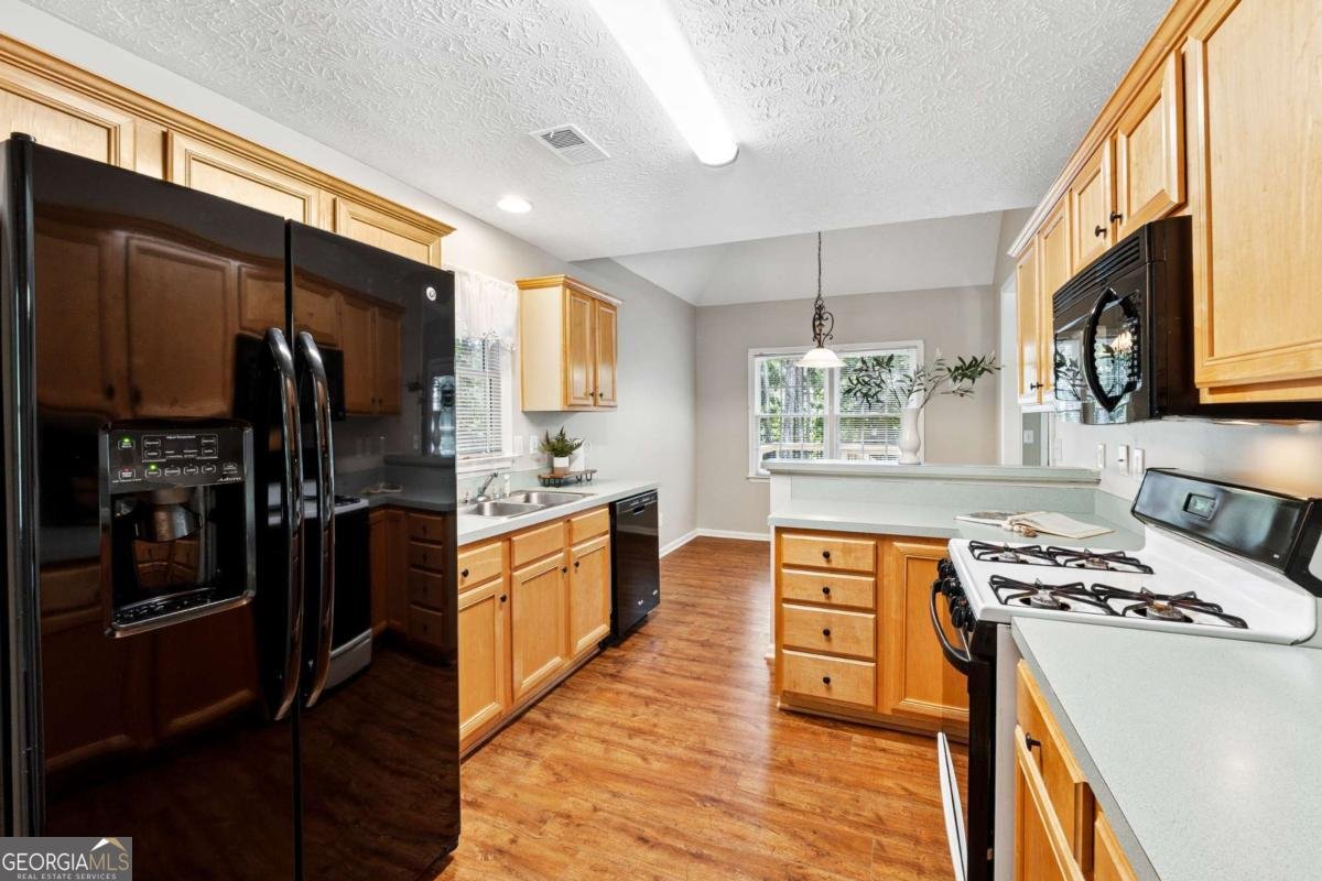 39 Wesley Court Acworth - 3
