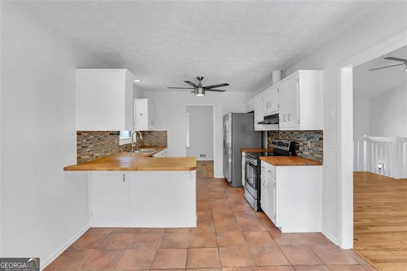 3580 DRUM ROLL Lane Snellville - 13