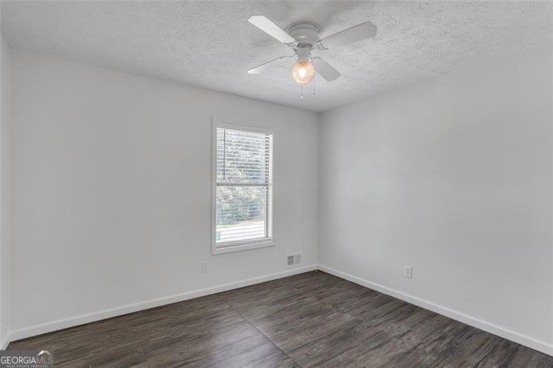 3580 DRUM ROLL Lane Snellville - 15
