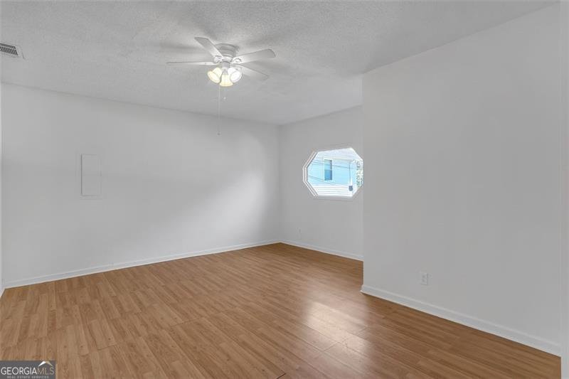 3580 DRUM ROLL Lane Snellville - 23