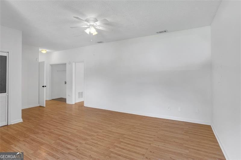 3580 DRUM ROLL Lane Snellville - 24