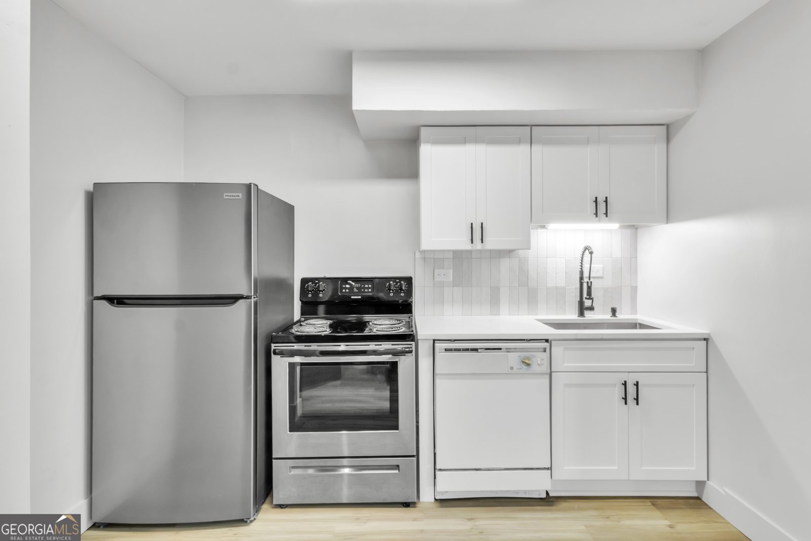 300 Peachtree St 23 L Atlanta - 9