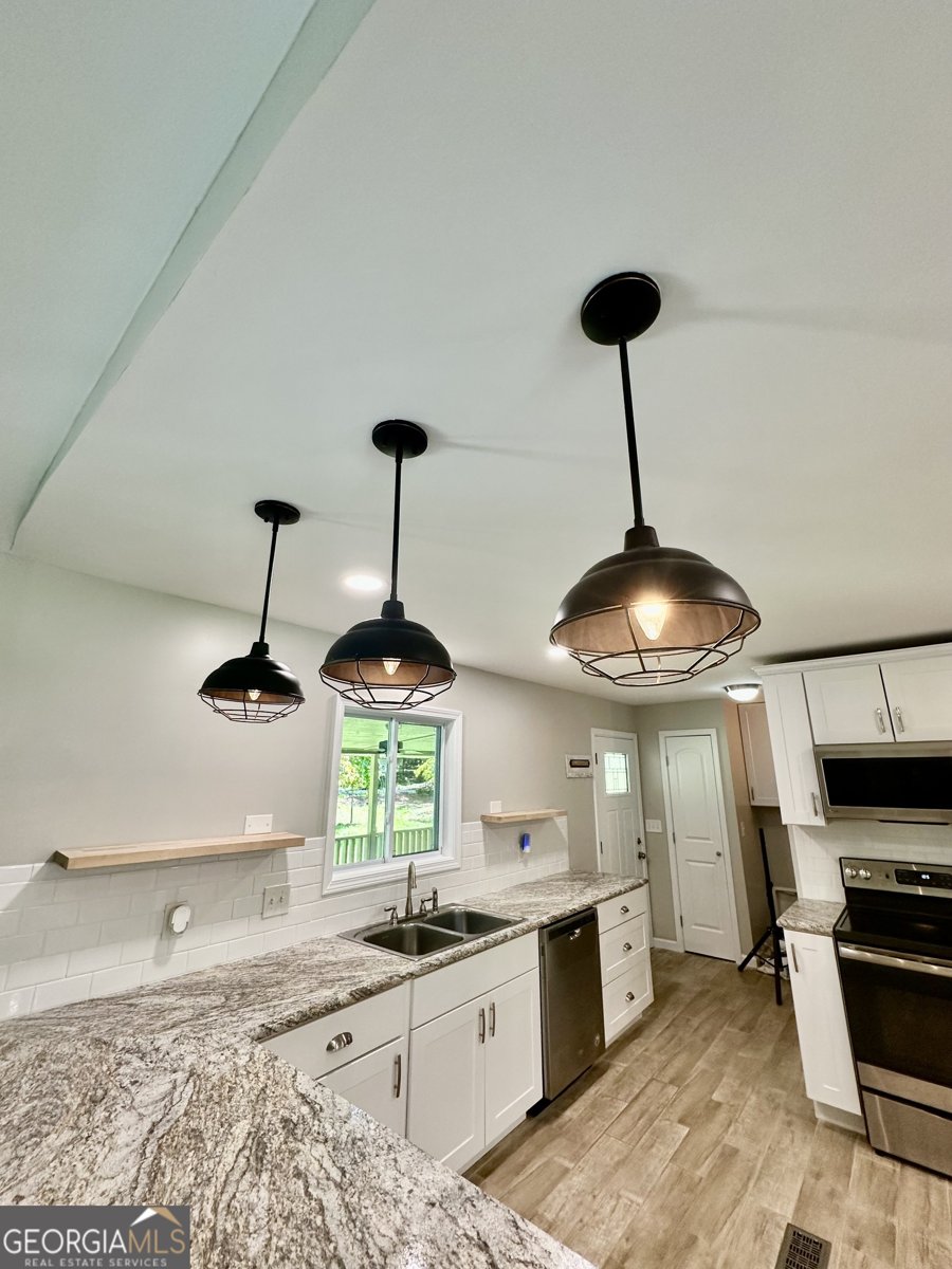 351 River Lake Drive Eatonton - 1