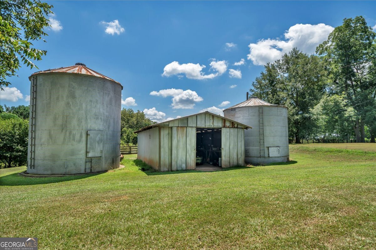 880 Johnstonville Road Barnesville - 44