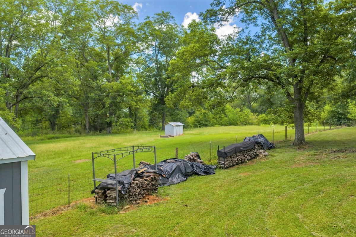 880 Johnstonville Road Barnesville - 69