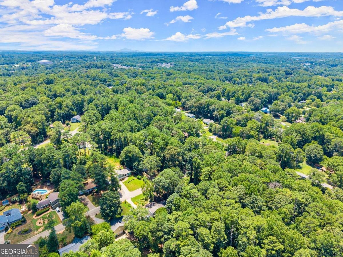 207 Sabrina Court Woodstock - 10