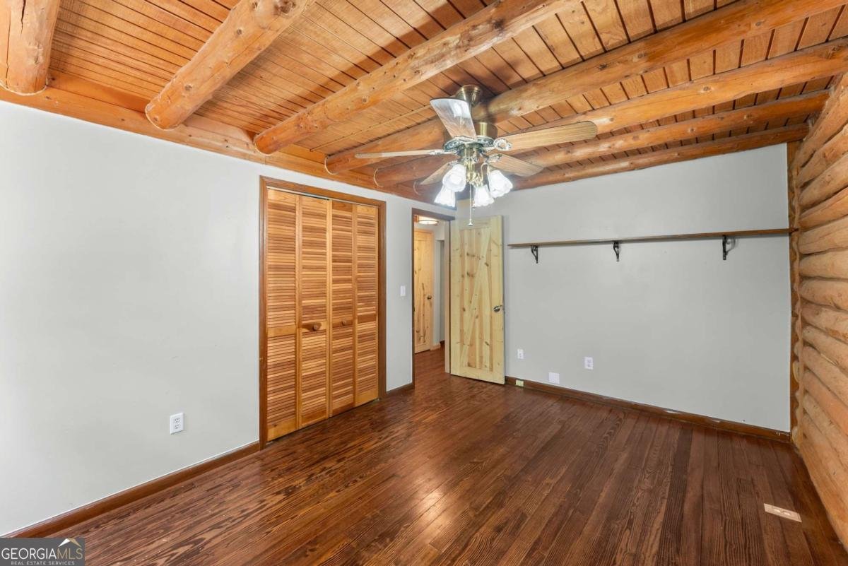 207 Sabrina Court Woodstock - 17
