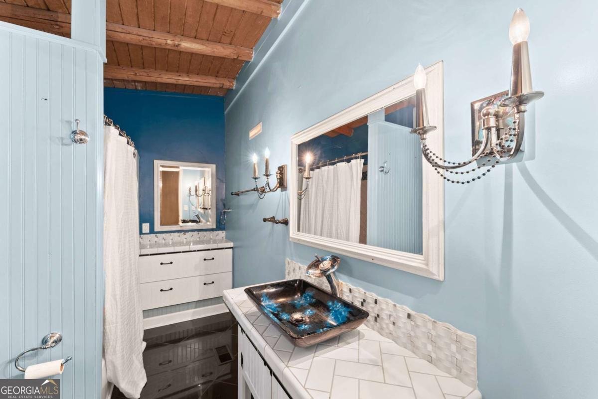 207 Sabrina Court Woodstock - 27