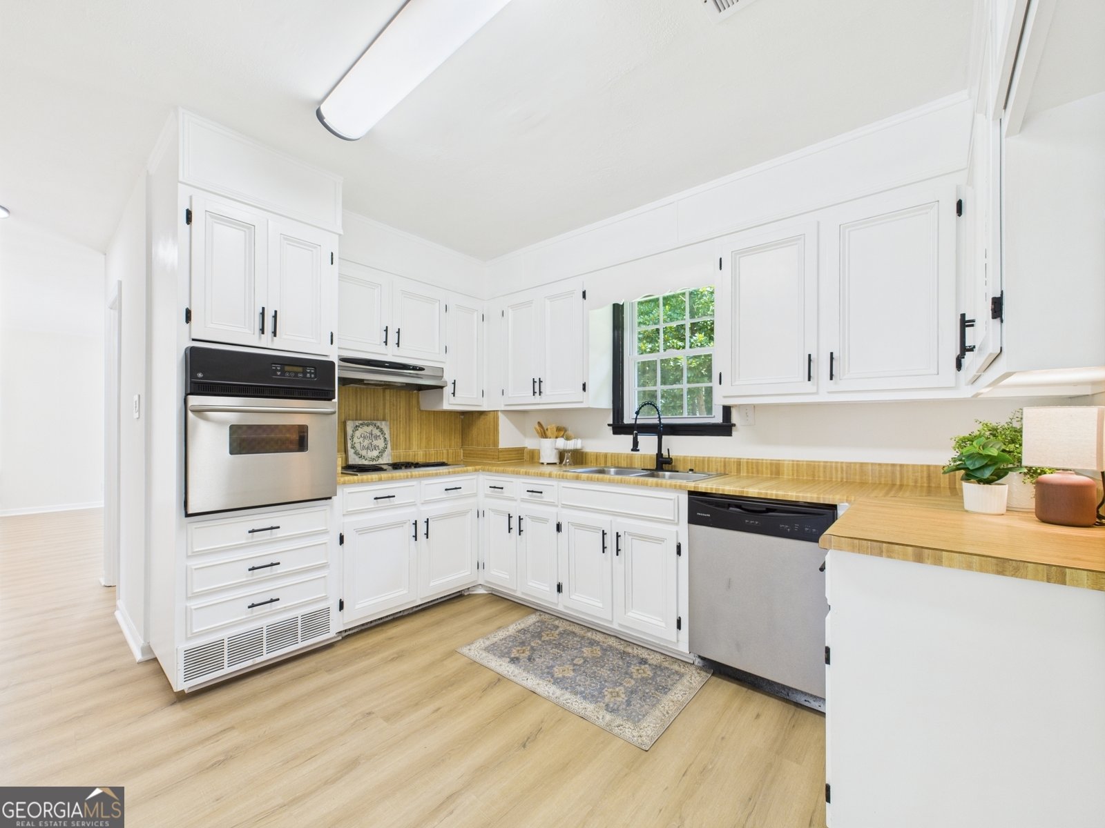 2350 Price Drive Macon - 9