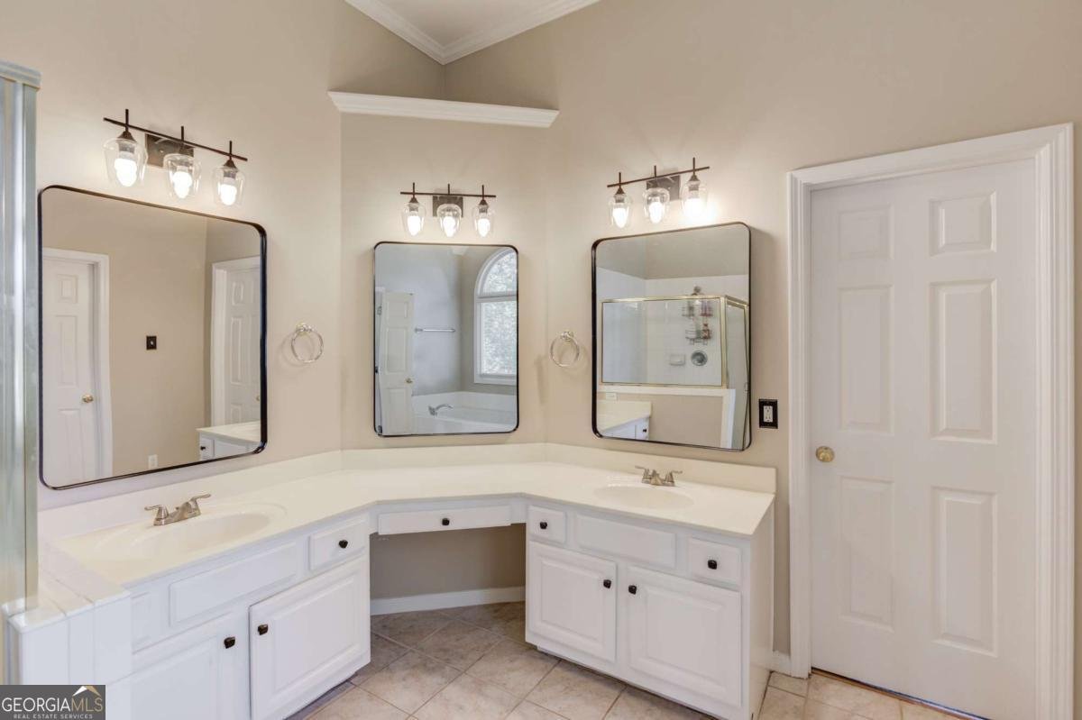 1668 Mulberry Lake Drive Dacula - 3