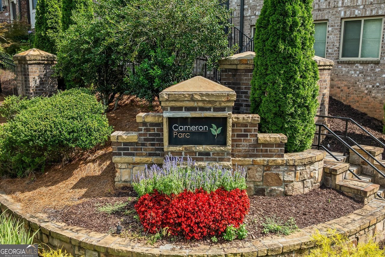9944 CAMERON PARC Circle Johns Creek - 43
