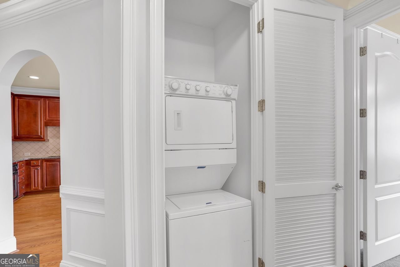 2300 Peachford Atlanta - 14