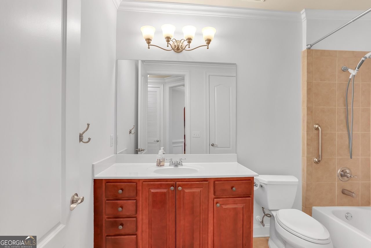 2300 Peachford Atlanta - 16