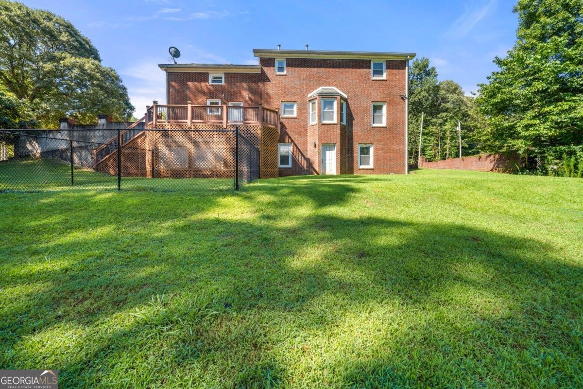 140 Forest Lake Drive Fayetteville - 2