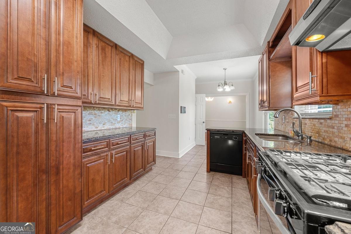 140 Forest Lake Drive Fayetteville - 5