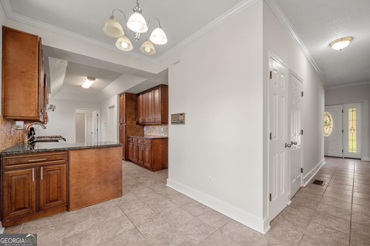 140 Forest Lake Drive Fayetteville - 7