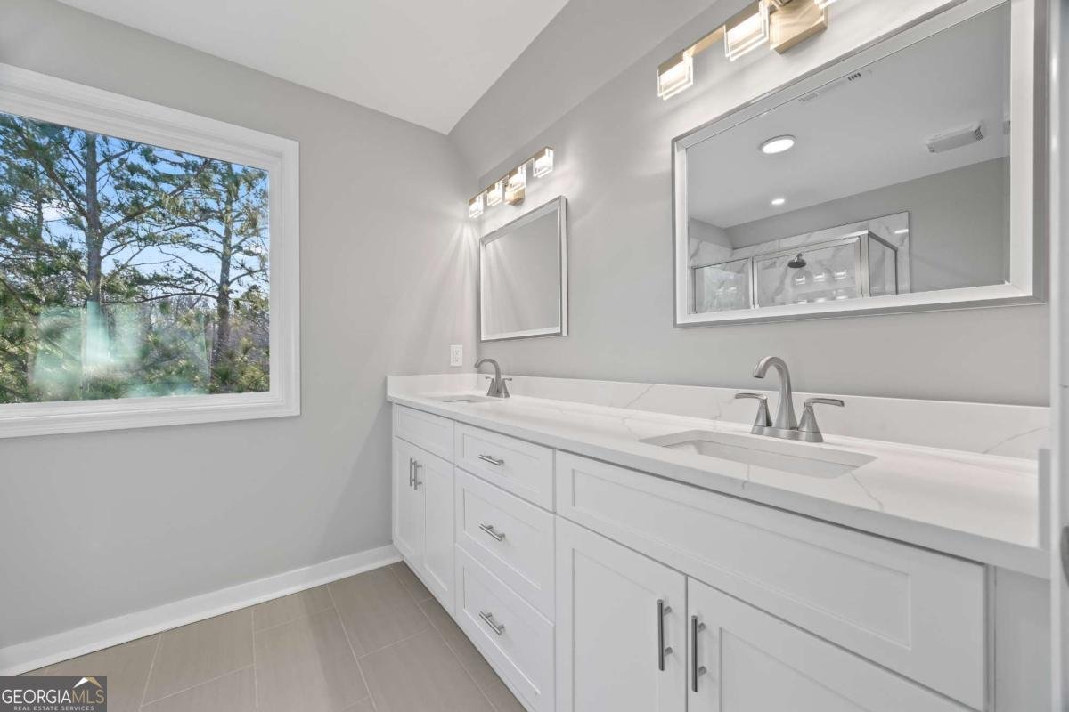 3175 Tackett Road Douglasville - 34