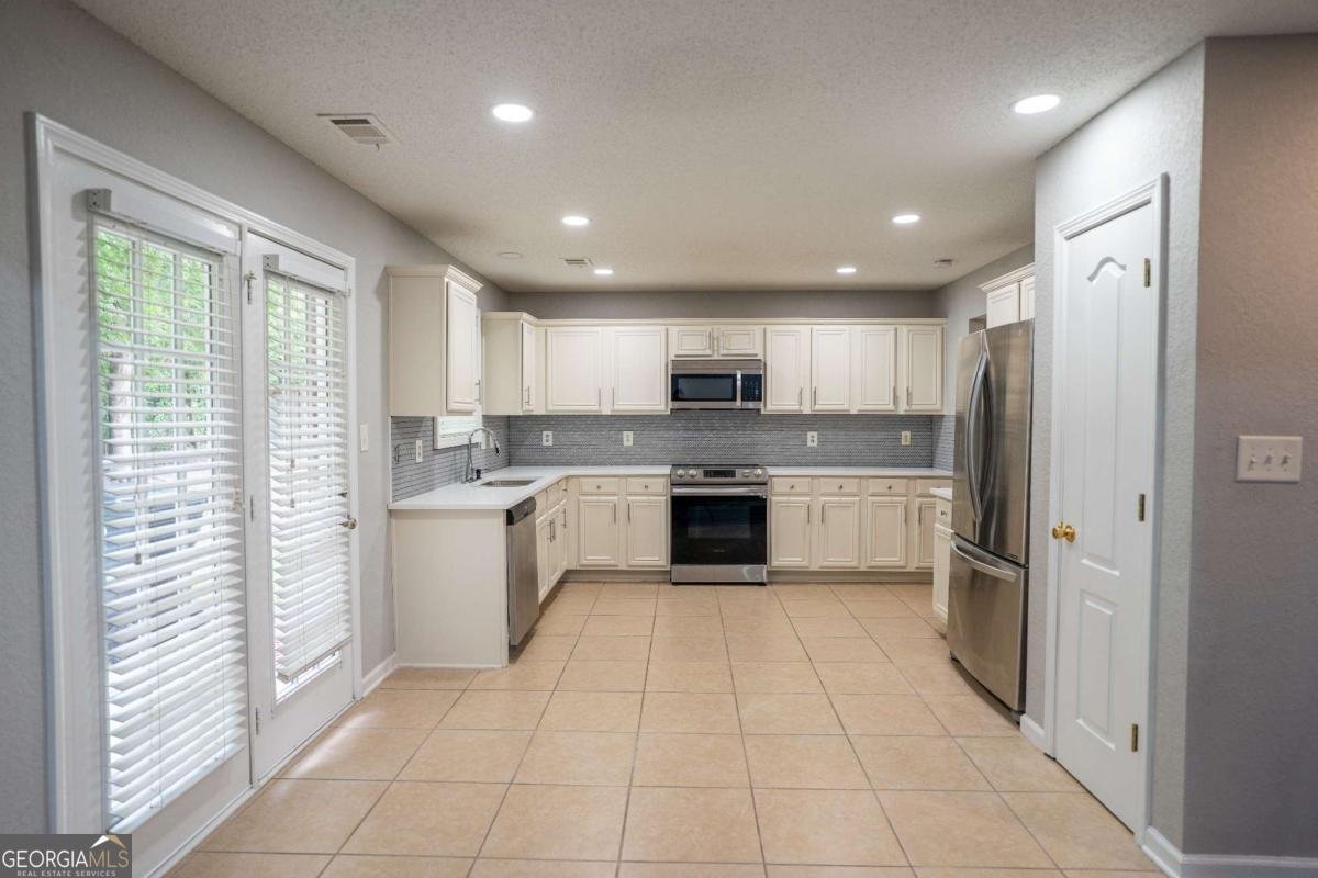 3243 Newtons Crest Circle Snellville - 18