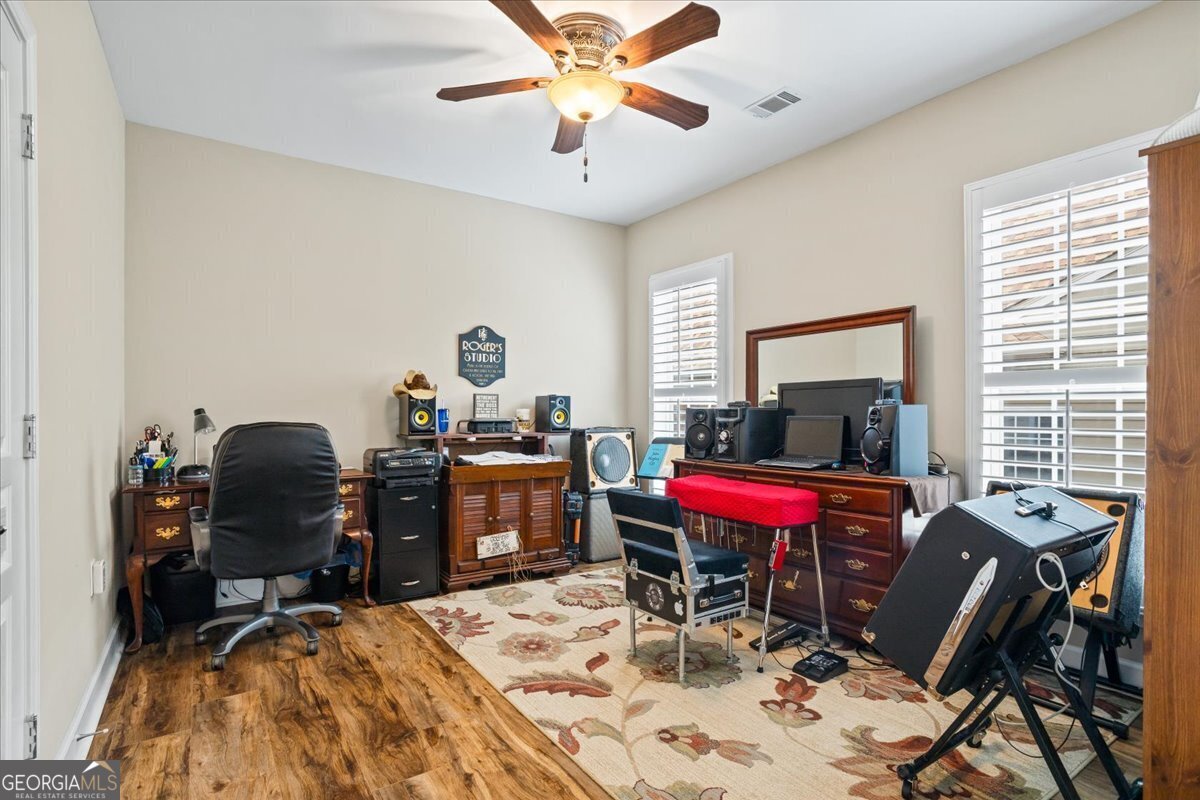 218 Begonia Court Griffin - 9