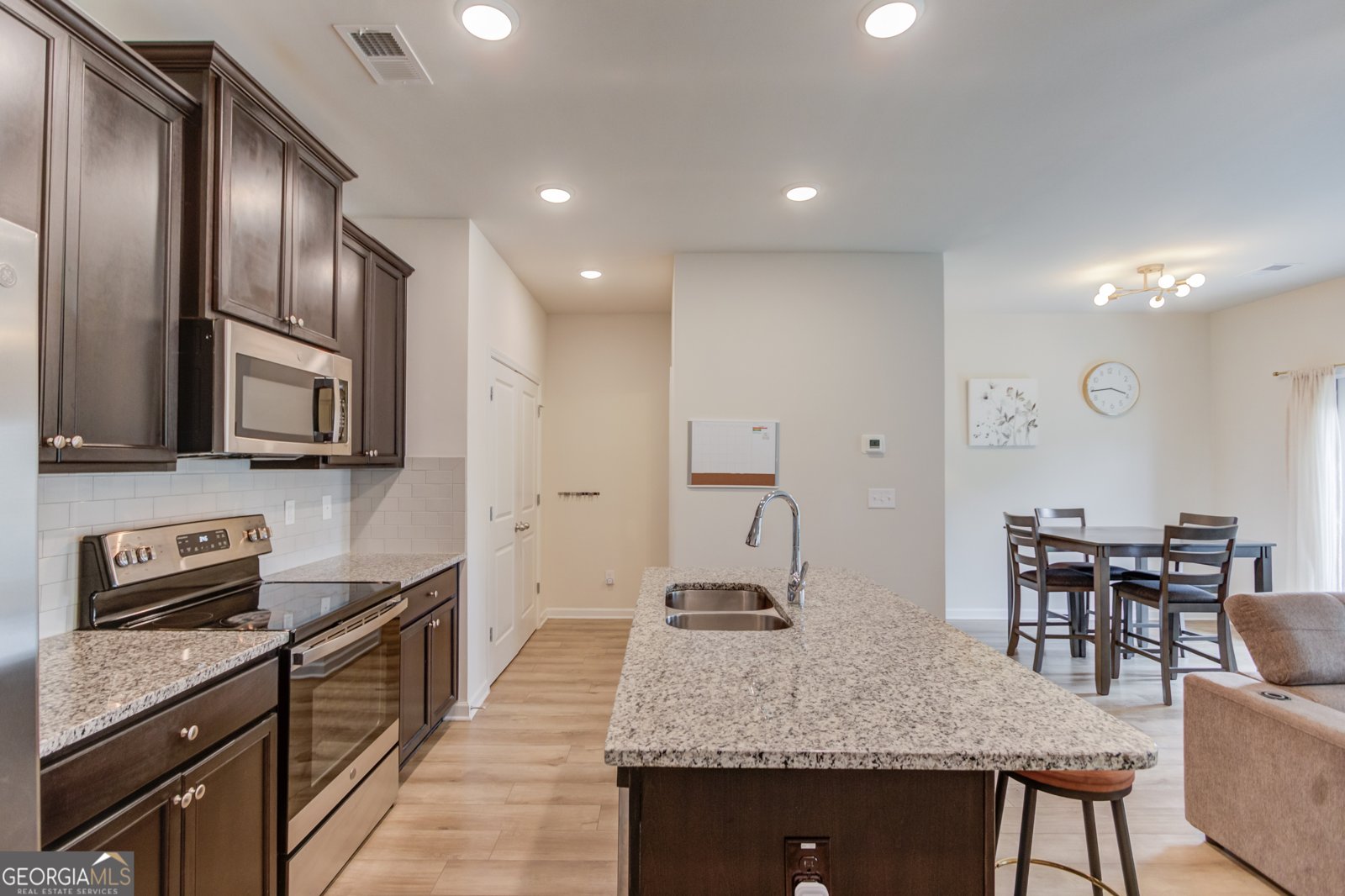 4565 Bishops Lane Oakwood - 5