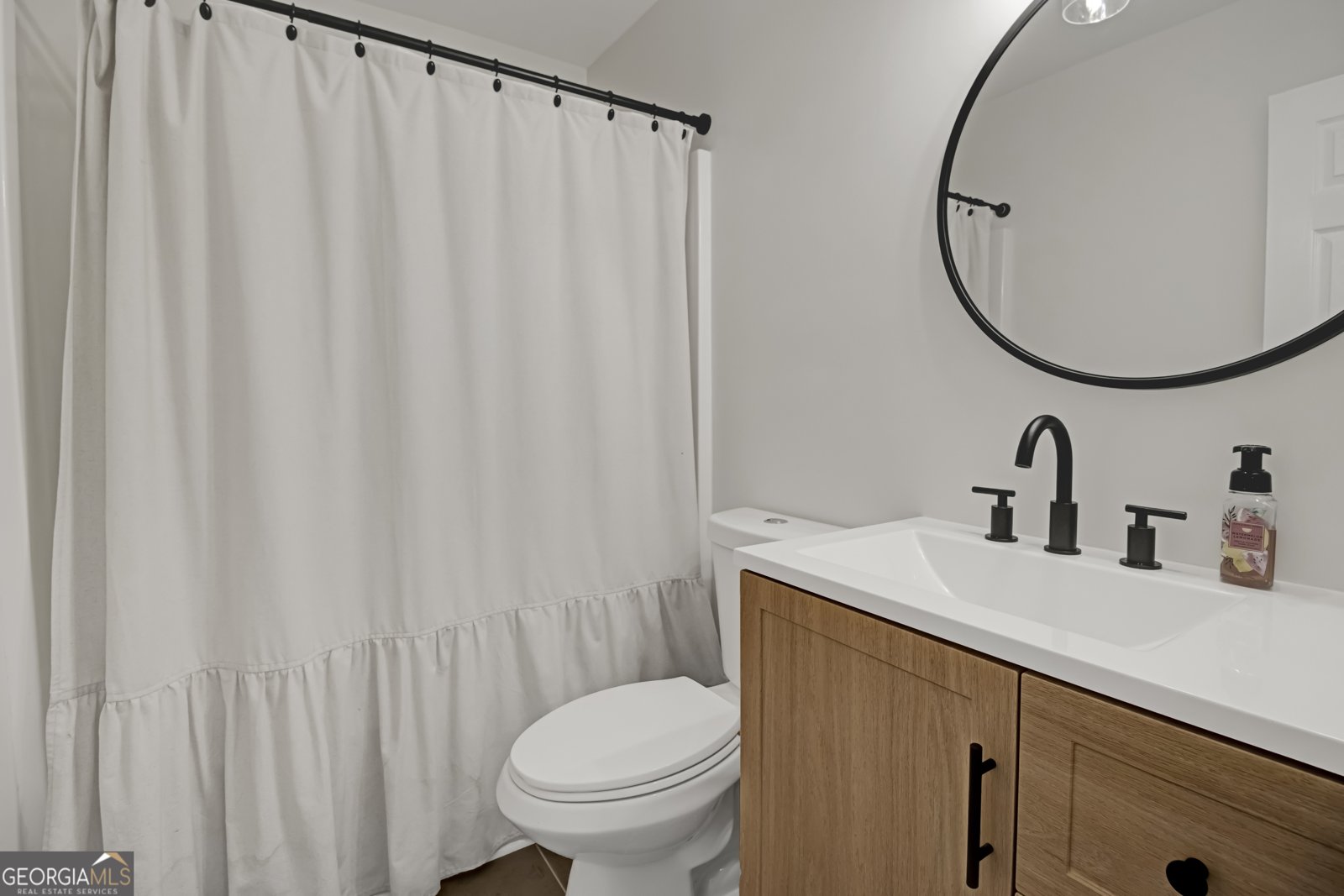 415 Jordan Lane Locust Grove - 37