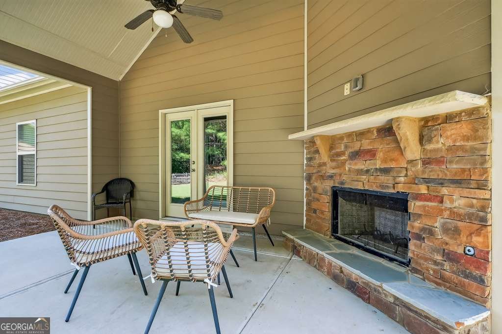 375 Hawthorne Ridge Circle Dallas - 22