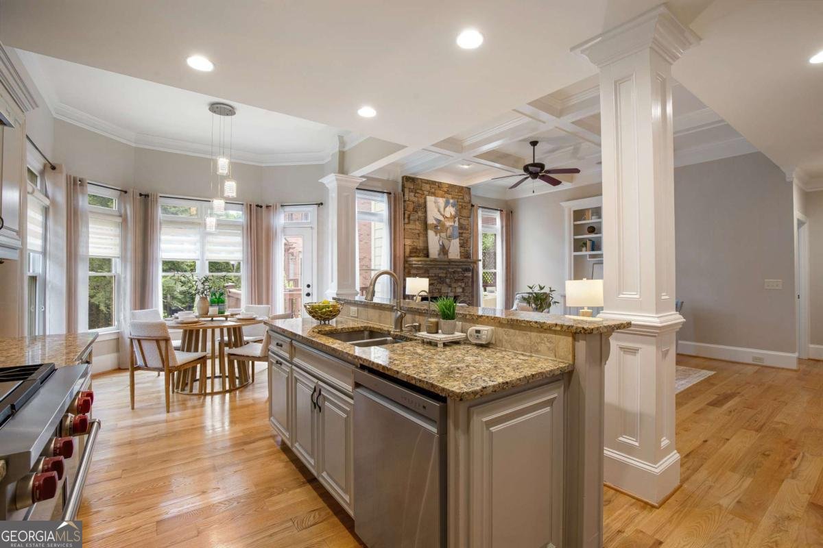 11657 Parkside Avenue Alpharetta - 11