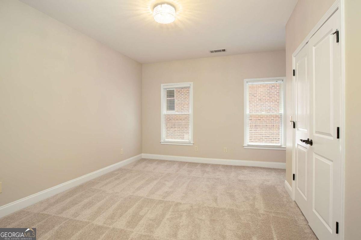 11657 Parkside Avenue Alpharetta - 28