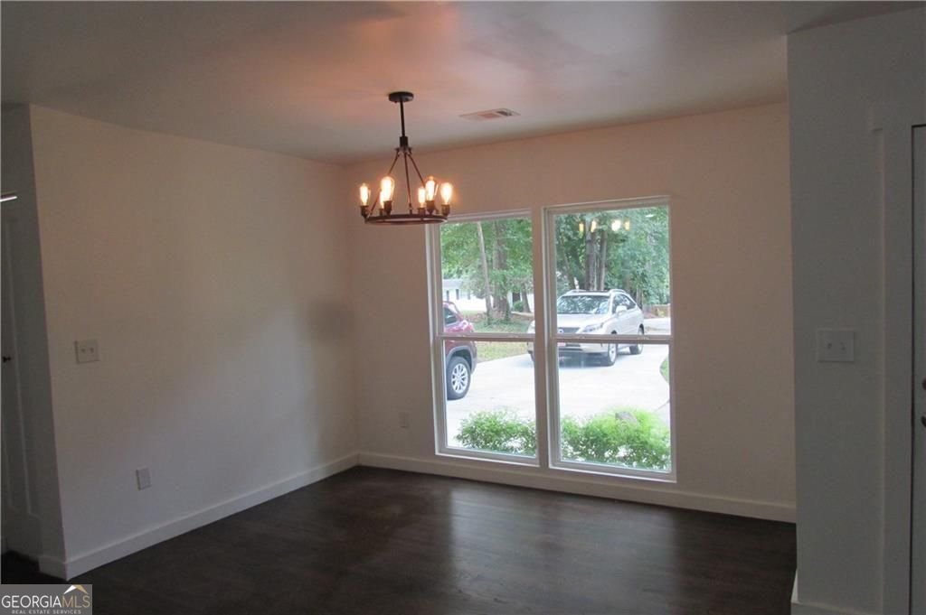 3175 Manor Circle Atlanta - 9