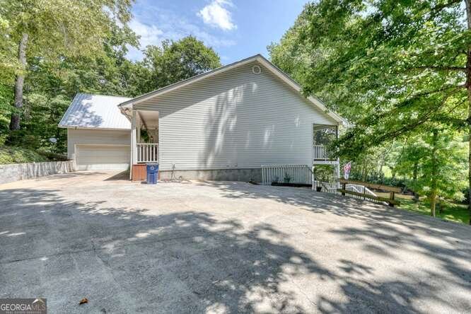 1215 Blue Ridge Highway Blairsville - 48