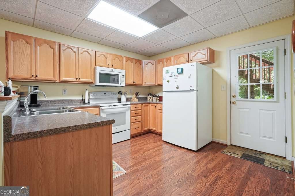 16 EVANS MILL Court Dallas - 37